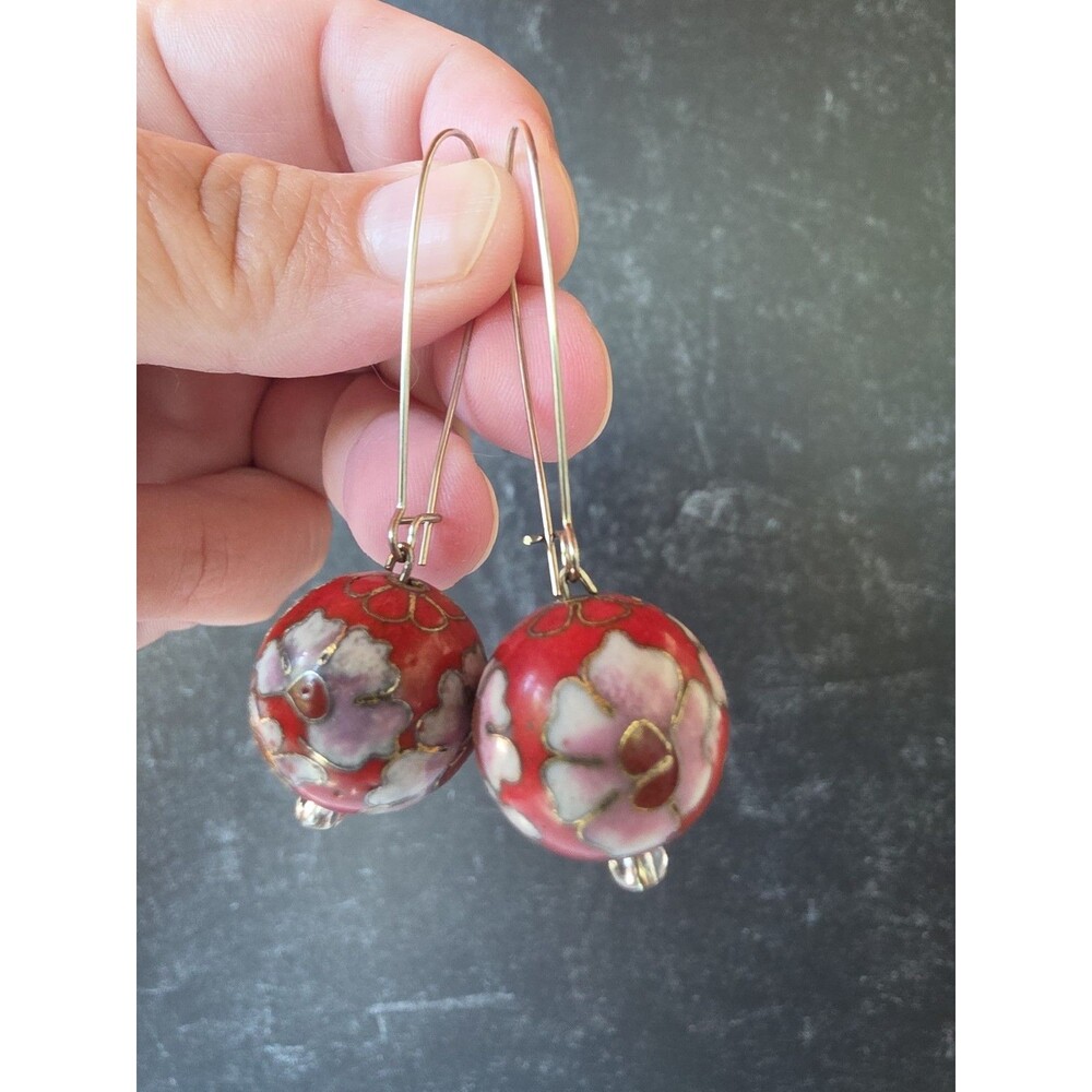 Red Floral Cloisonne Beaded Silver Tone Metal Dangling Pierced Earrings Vintage